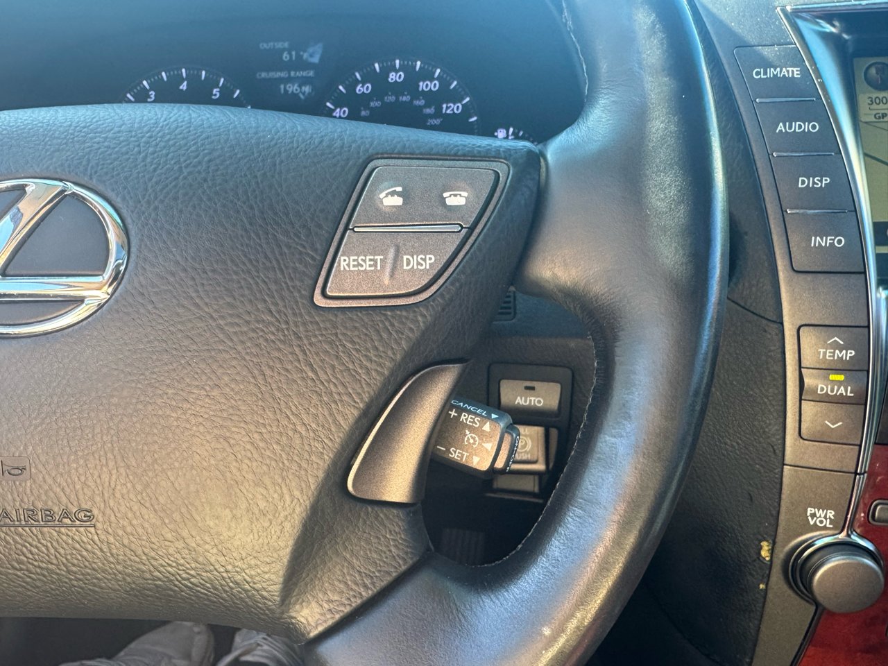 Used 2007 Lexus LS 460 RWD image 24