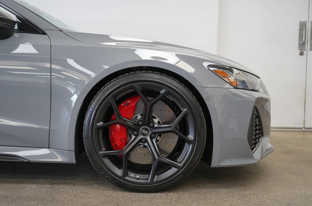 Used 2025 Audi RS 7 Performance AWD/4WD image 21
