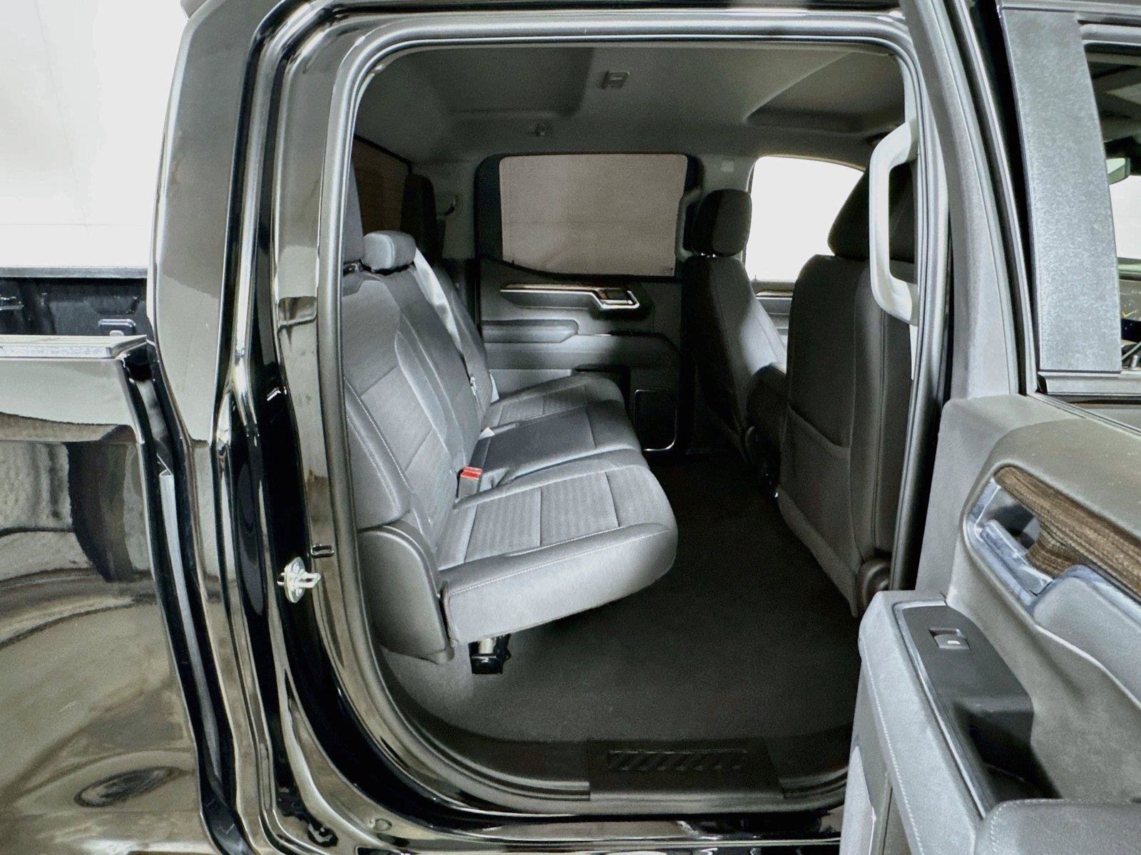 Used 2026 Chevrolet Silverado 1500 LT RWD image 25
