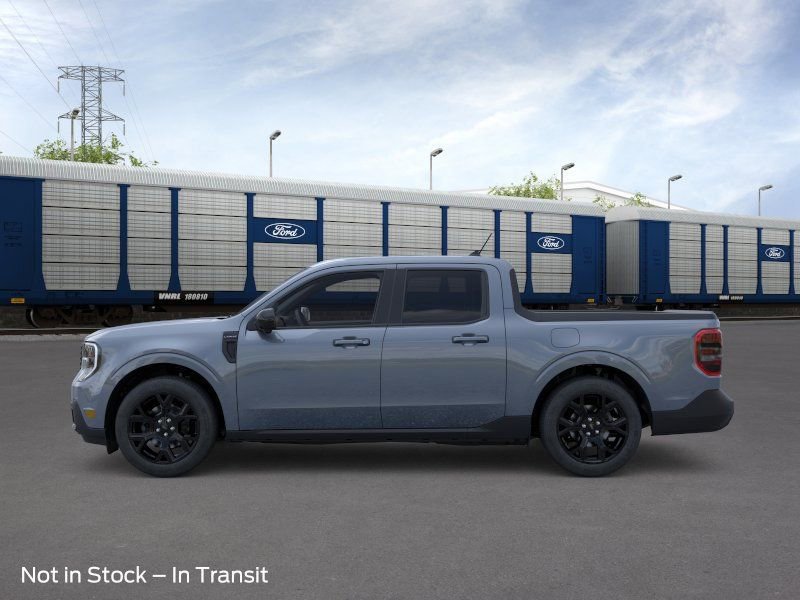 New 2026 Ford Maverick Lariat image 3