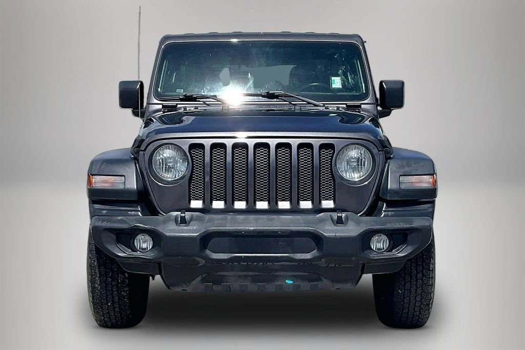 Used 2018 Jeep Wrangler Unlimited Sport S AWD/4WD image 3