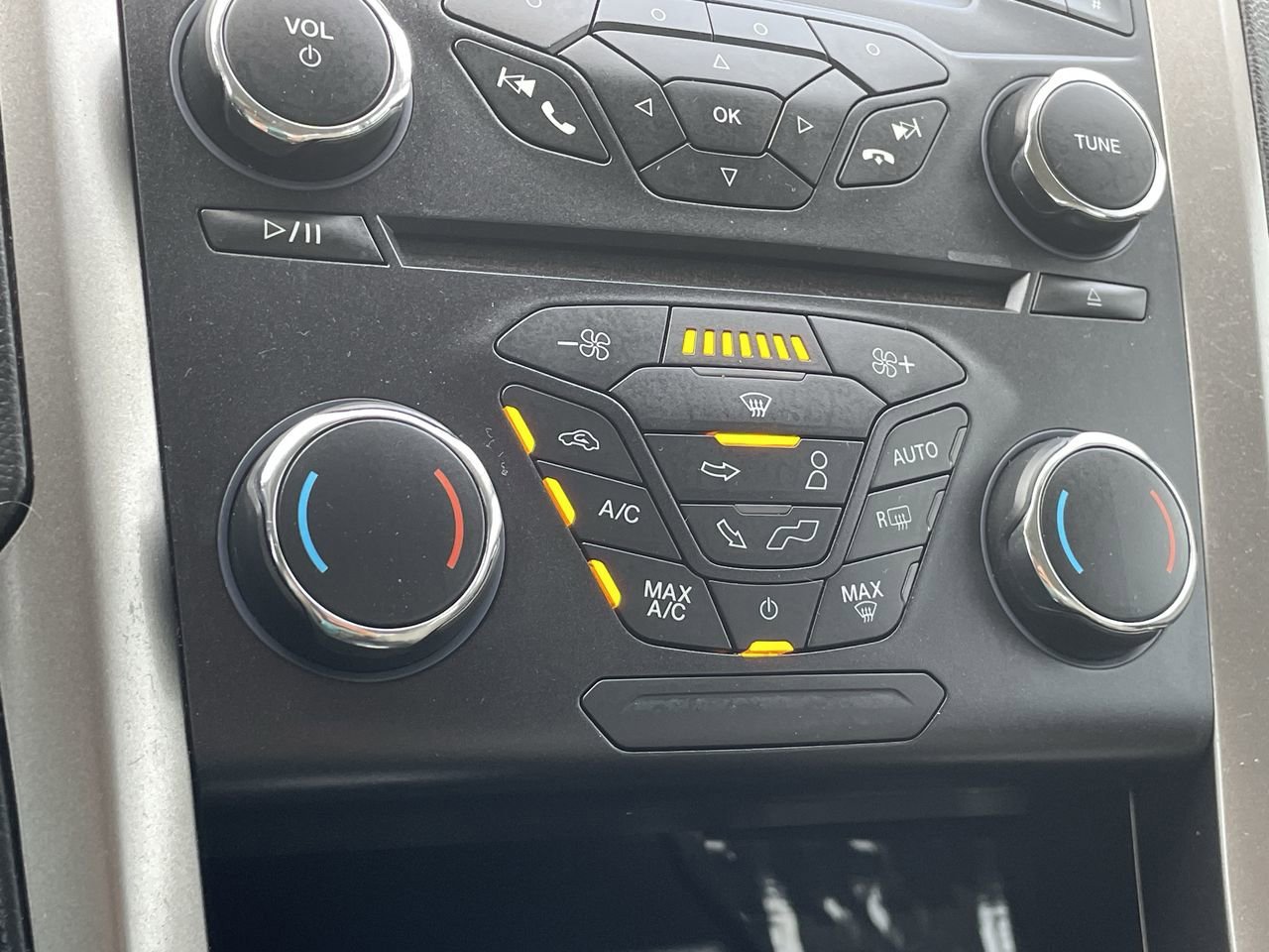 Used 2017 Ford Fusion S FWD image 22