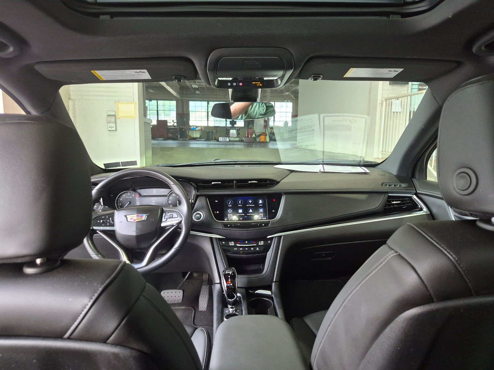 Certified 2024 Cadillac XT6 Luxury AWD/4WD image 14