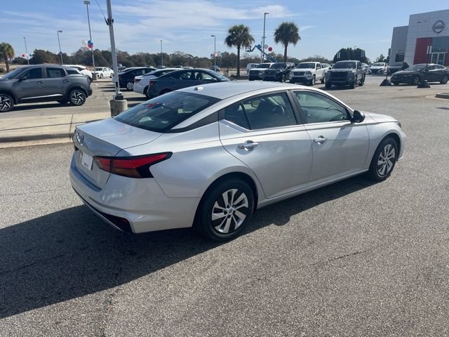 New 2025 Nissan Altima 2.5 S FWD image 5