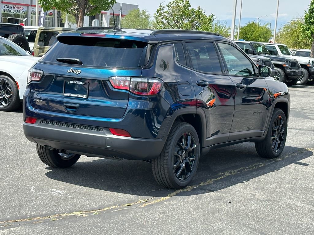 New 2026 Jeep Compass Latitude image 8