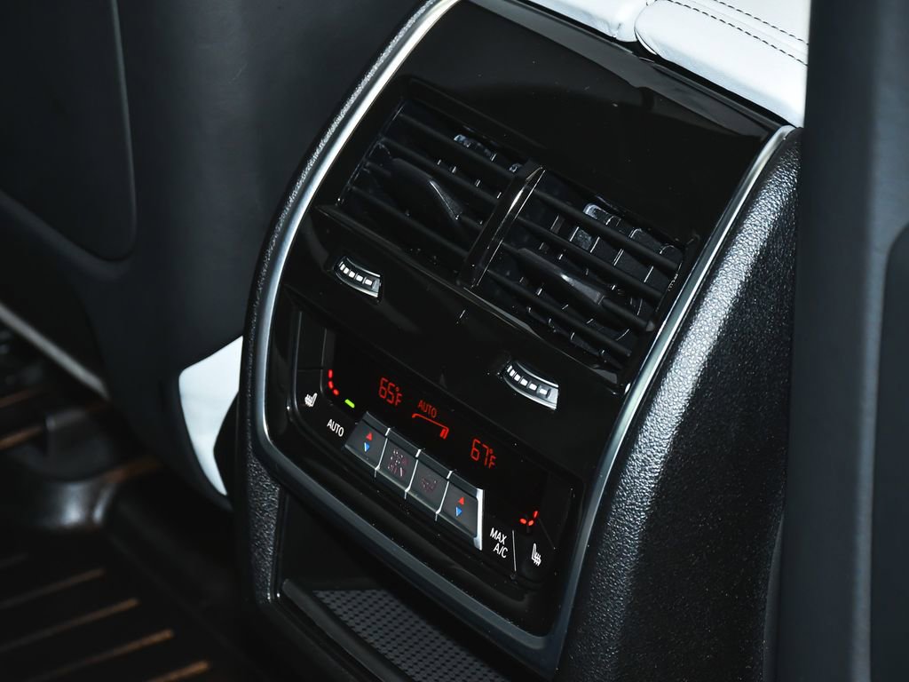 Used 2025 BMW X6 M Competition w/ Executive Package AWD/4WD image 60