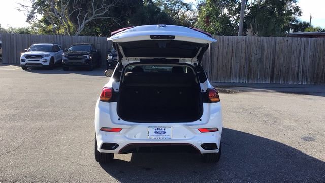 Used 2020 Buick Encore GX Essence w/ Experience Buick Package image 10