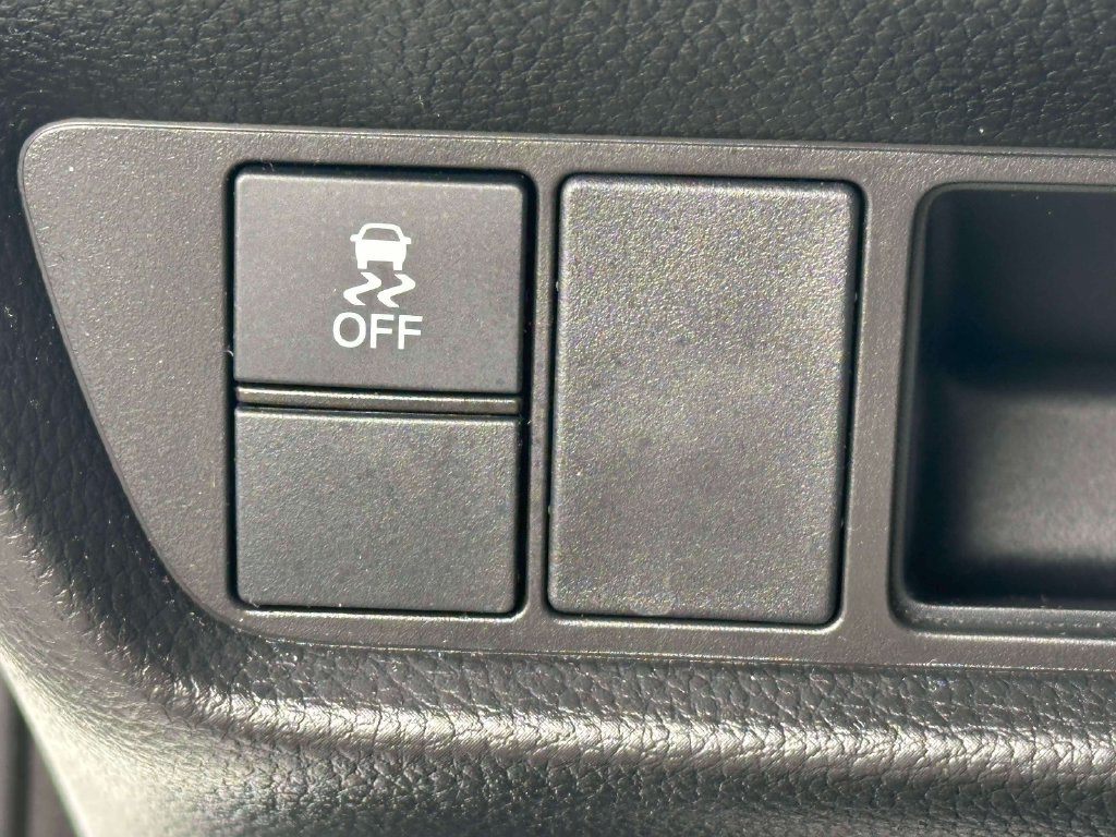 Certified 2025 Honda HR-V Sport image 15