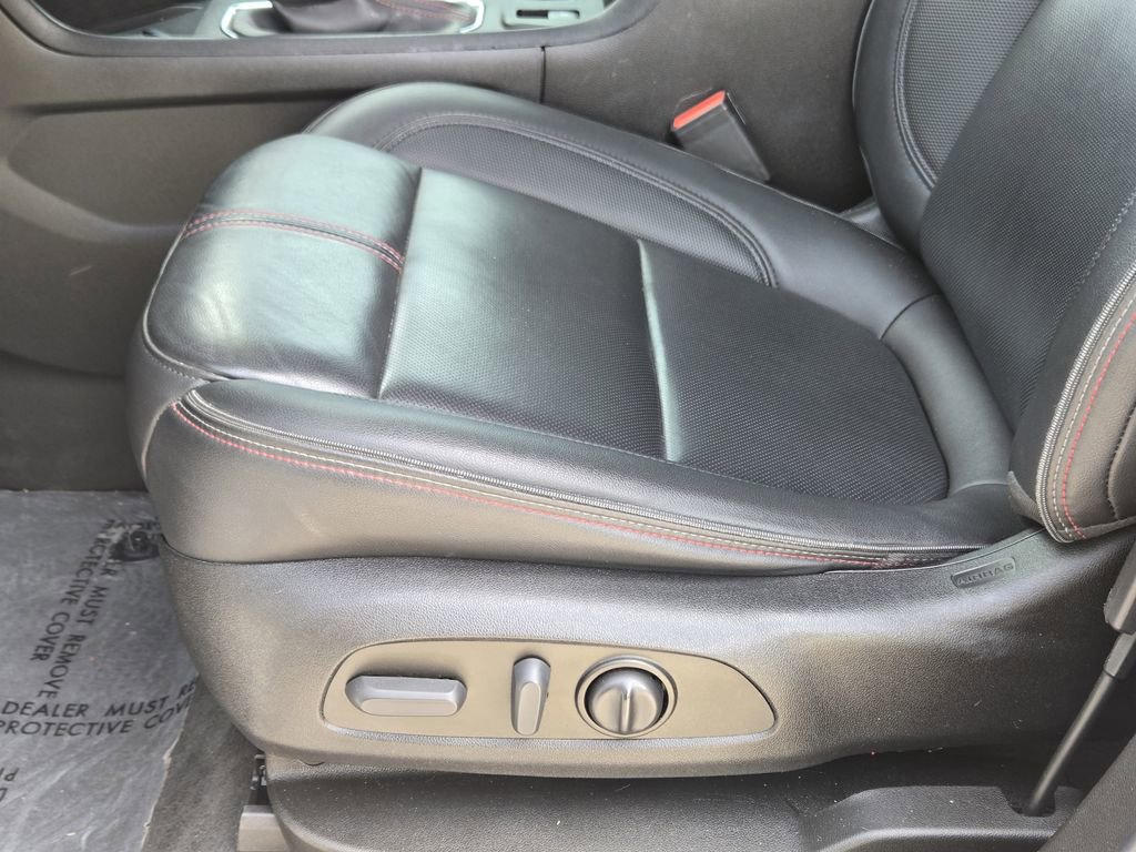 Used 2022 Chevrolet Traverse RS FWD image 26