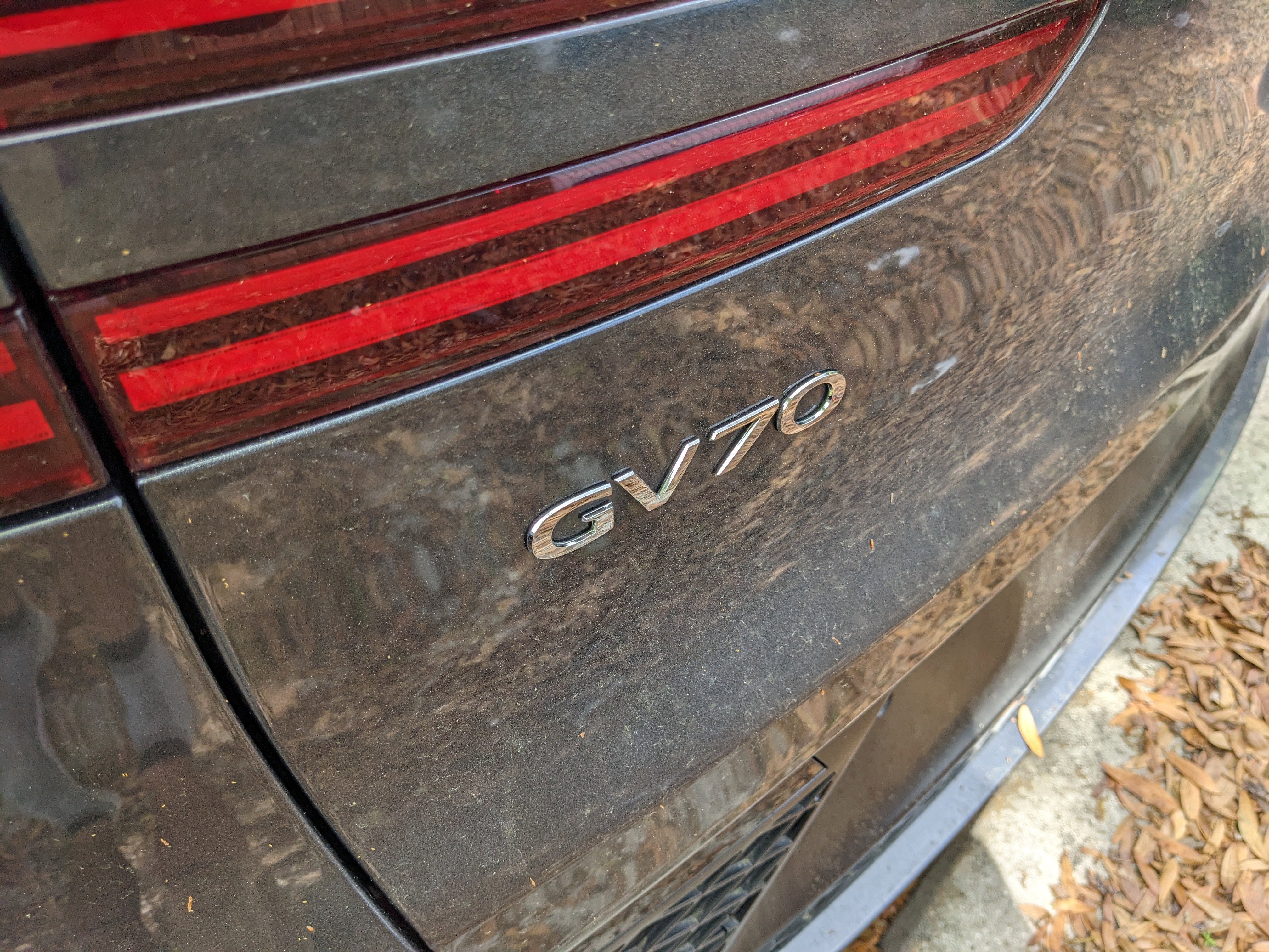 Used 2023 Genesis GV70 3.5T Sport w/ Sport Prestige Package image 22