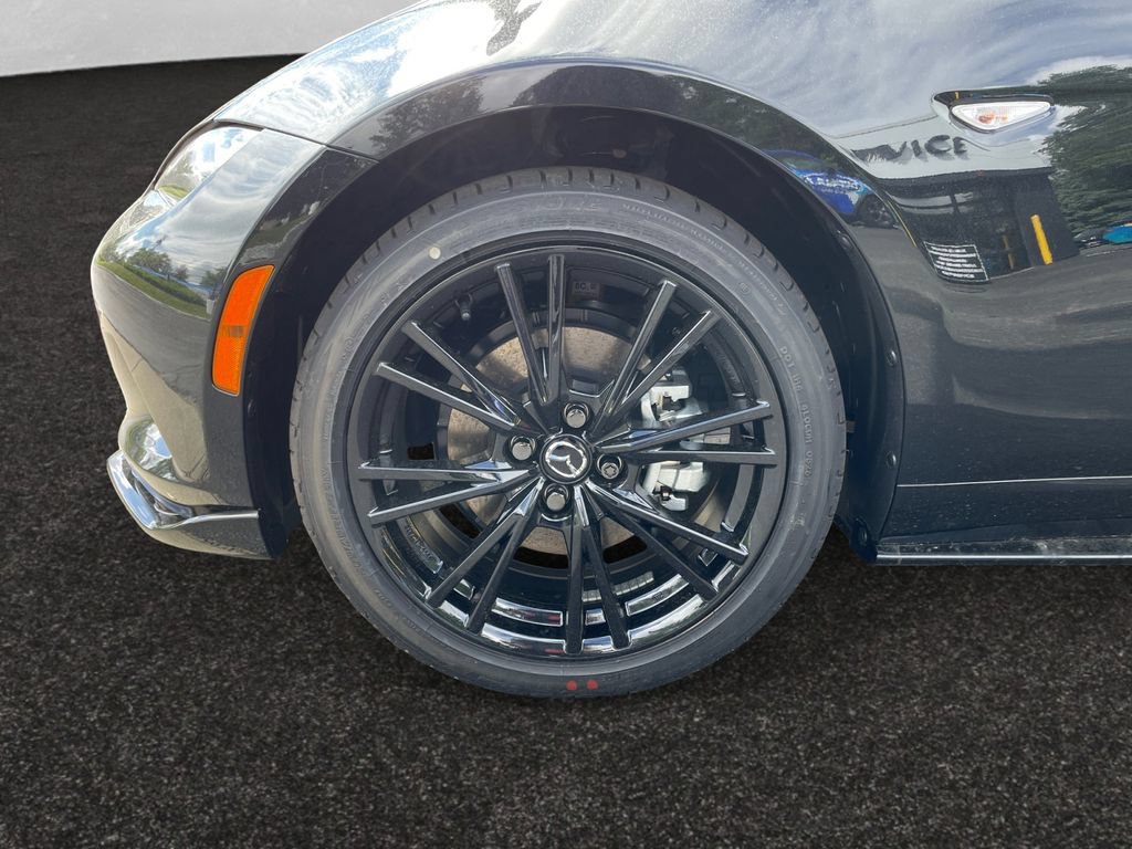 New 2026 MAZDA MX-5 Miata Club w/ Appearance Package RWD image 10
