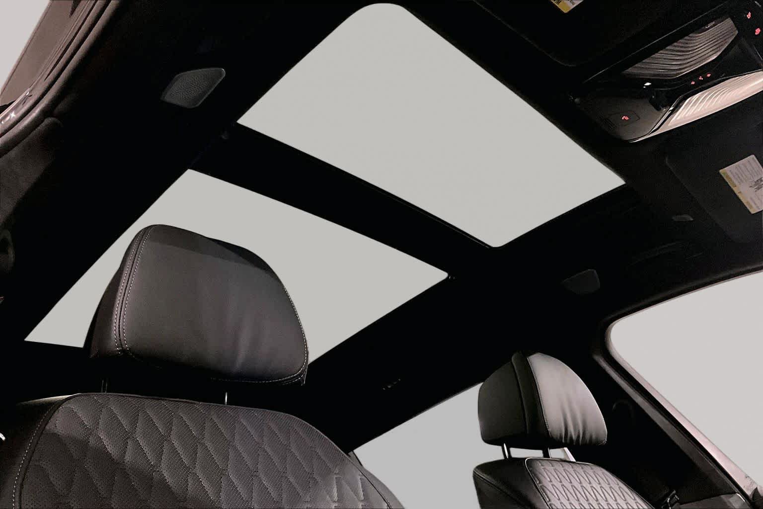 Certified 2025 BMW X7 M60i AWD/4WD image 13