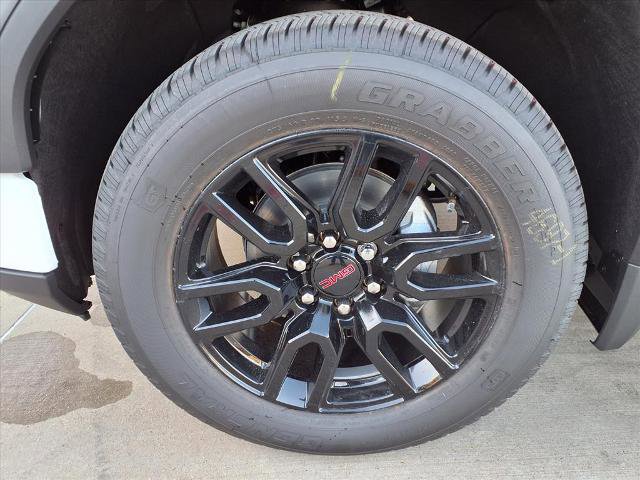 New 2026 GMC Sierra 1500 Pro w/ Graphite Edition image 21