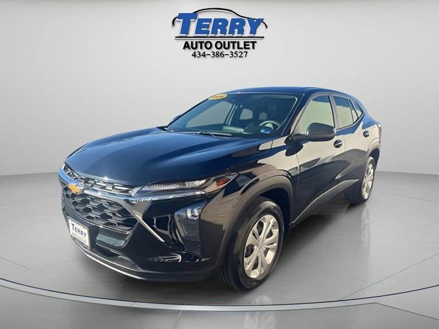 Used 2024 Chevrolet Trax LS FWD image 3