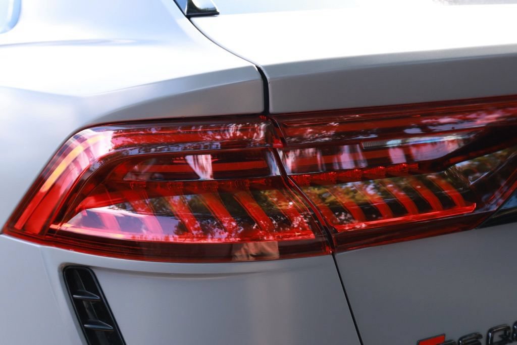 Used 2024 Audi RS Q8 AWD/4WD image 36