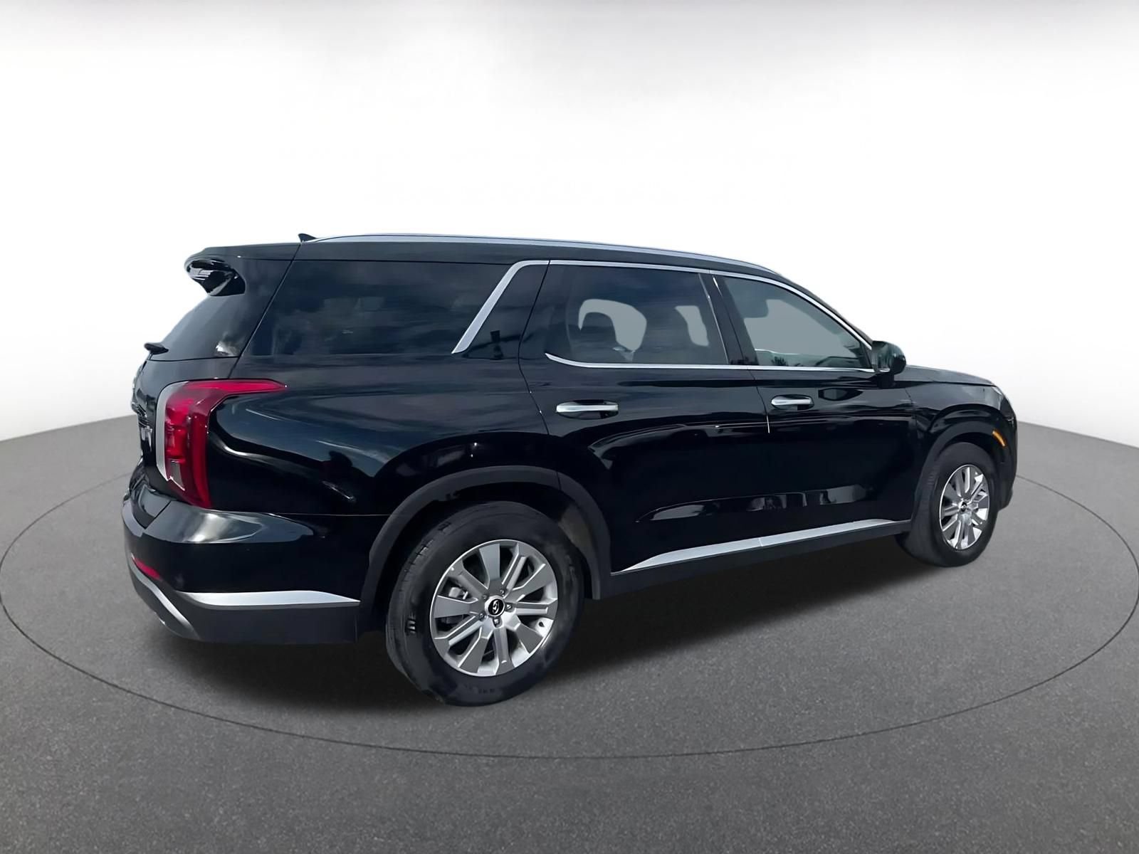 Used 2025 Hyundai Palisade SEL AWD/4WD image 14