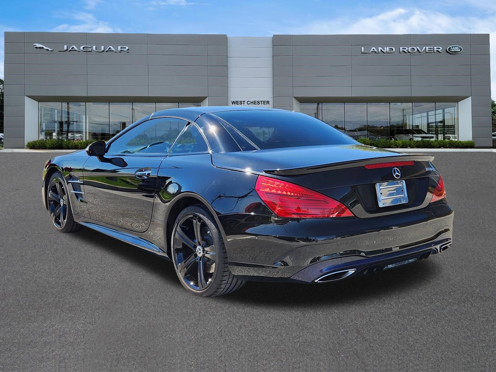 Used 2017 Mercedes-Benz SL 450 image 3