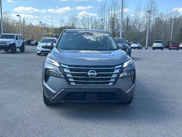 Used 2025 Nissan Rogue SV FWD image 9