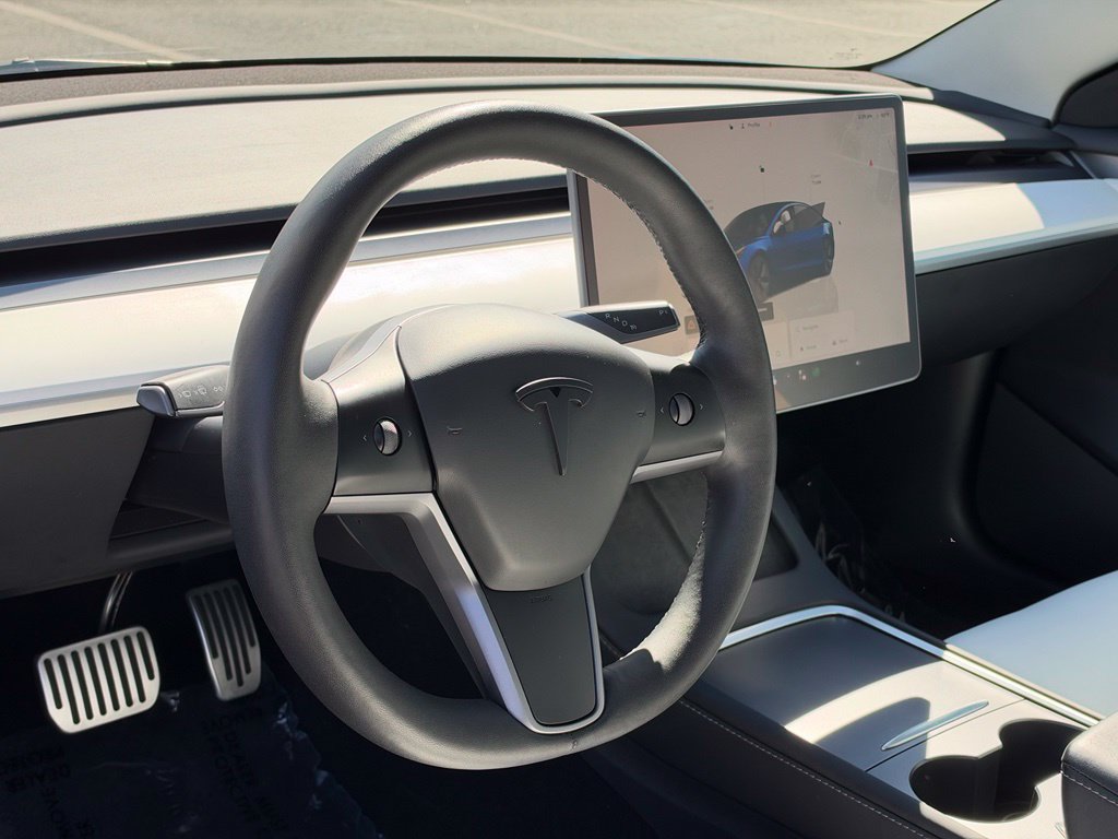 Used 2023 Tesla Model 3 Standard Range RWD image 12