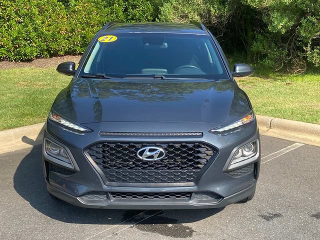 Used 2021 Hyundai Kona SEL w/ Cargo Package FWD image 2