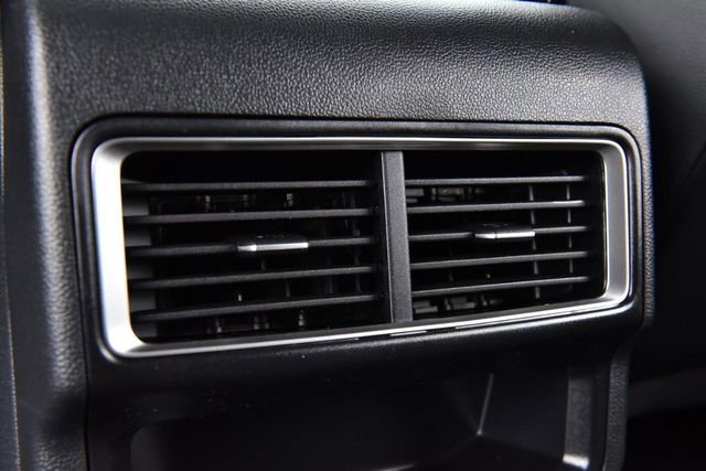 New 2026 Volkswagen Atlas Cross Sport SE image 22