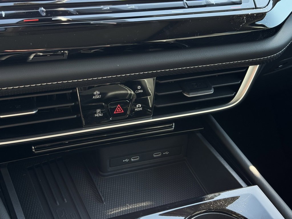 New 2026 Volkswagen Atlas SEL Premium R-Line image 35