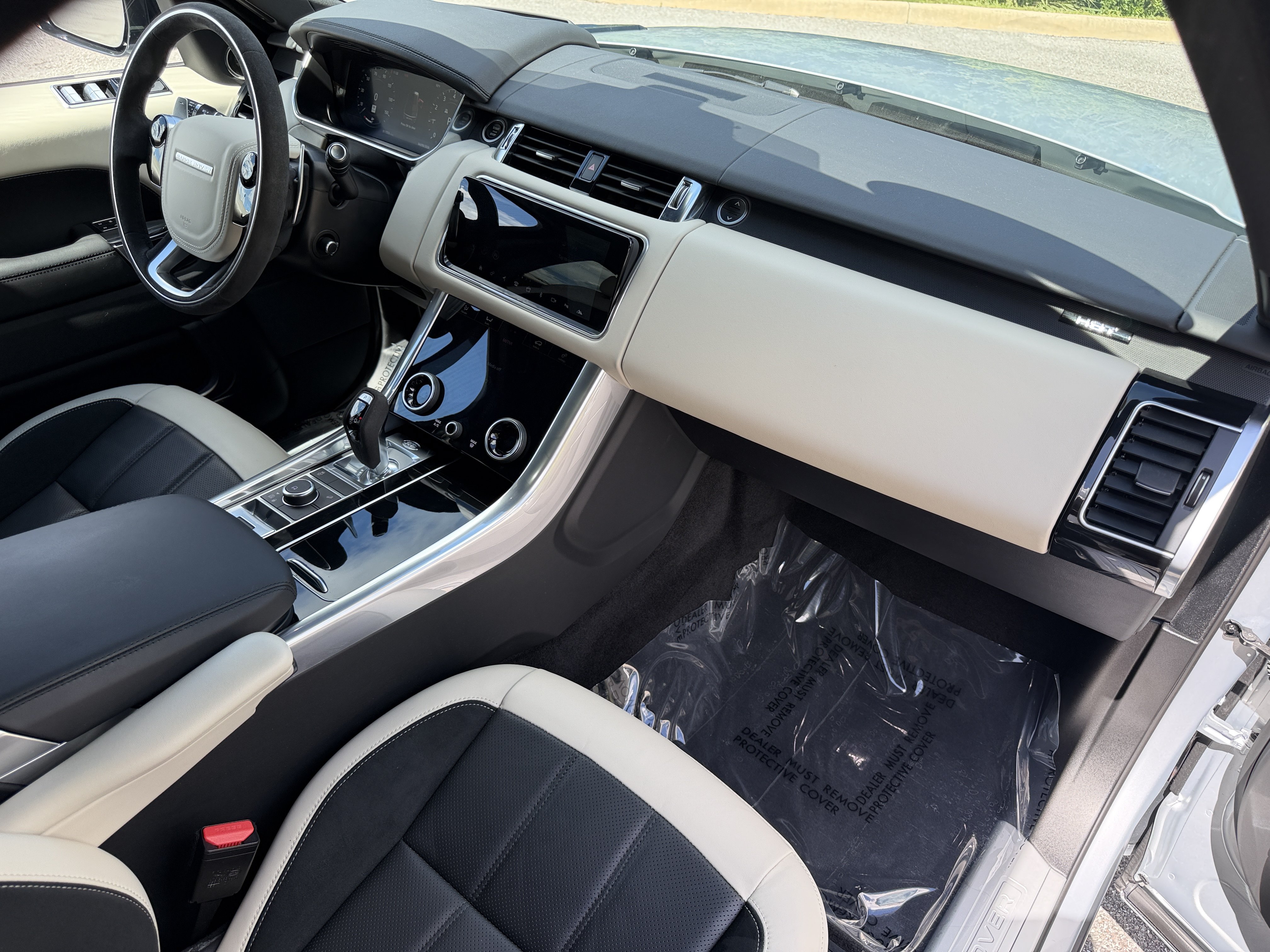 Used 2022 Land Rover Range Rover Sport HST AWD/4WD image 13