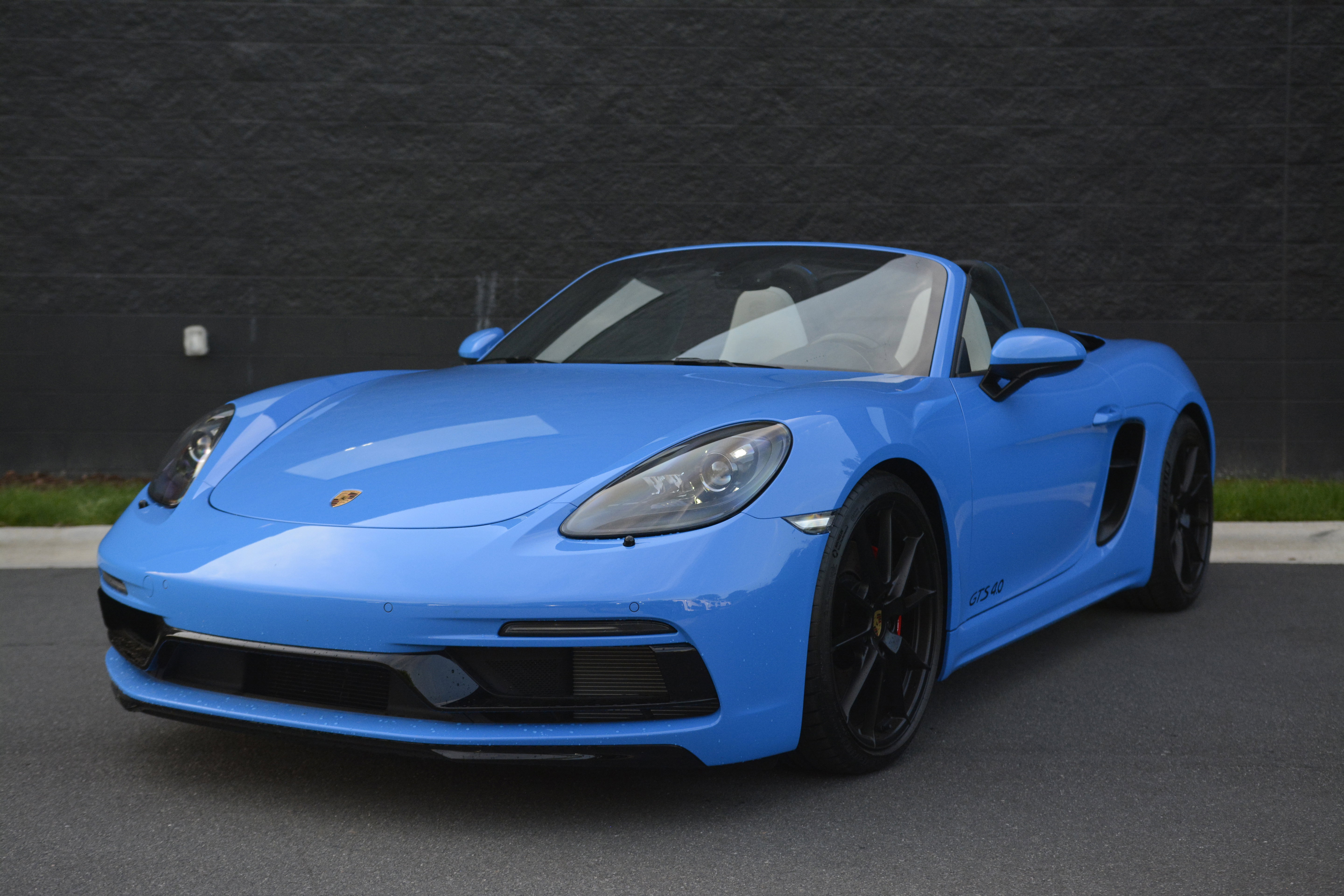 Certified 2025 Porsche 718 Boxster GTS image 33