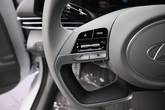 New 2026 Hyundai Elantra SEL Sport Premium FWD image 18