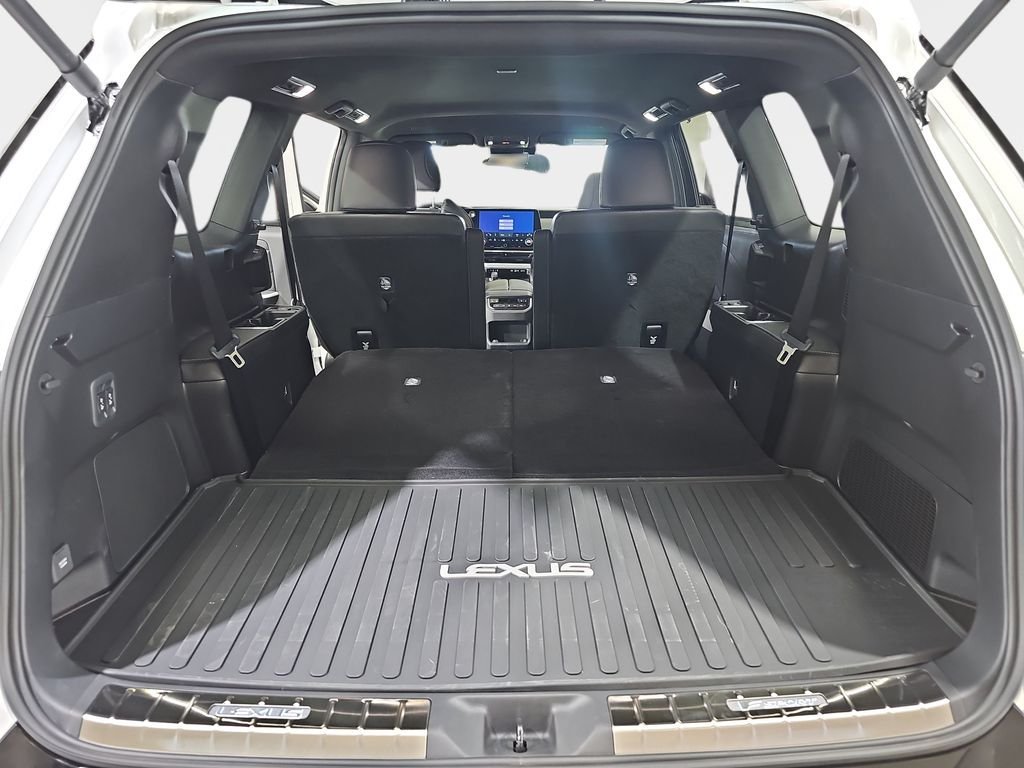 New 2026 Lexus TX 500h AWD w/ Technology Package image 12