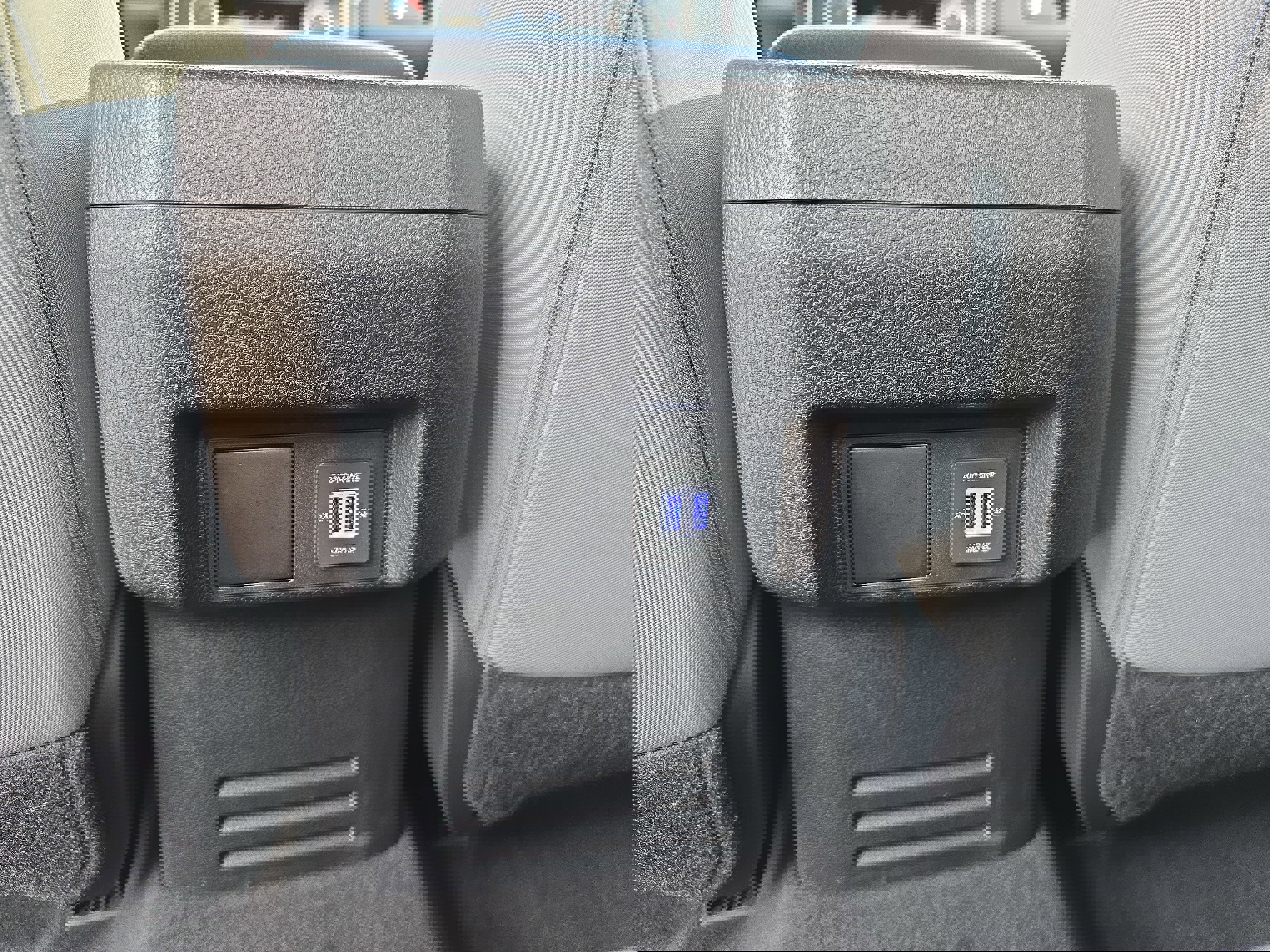 Used 2025 Toyota Tacoma SR5 image 15