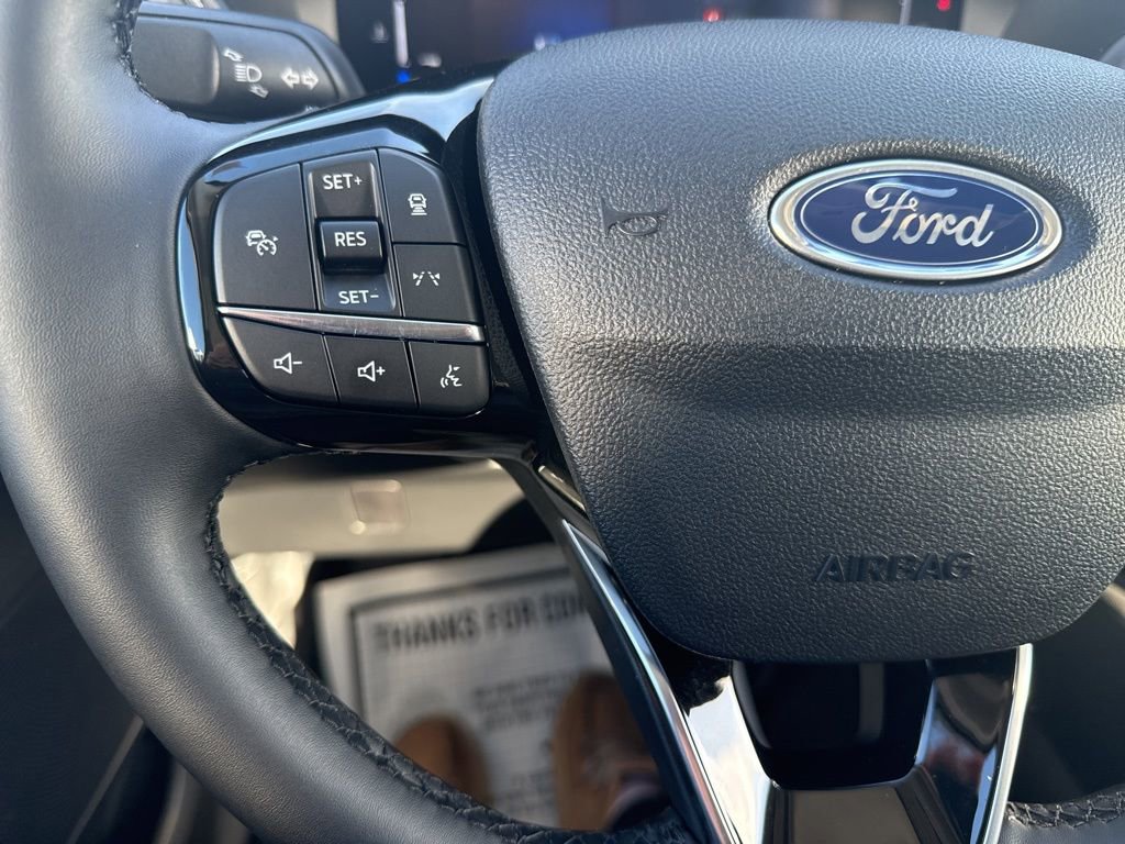 Certified 2025 Ford Escape SE image 27
