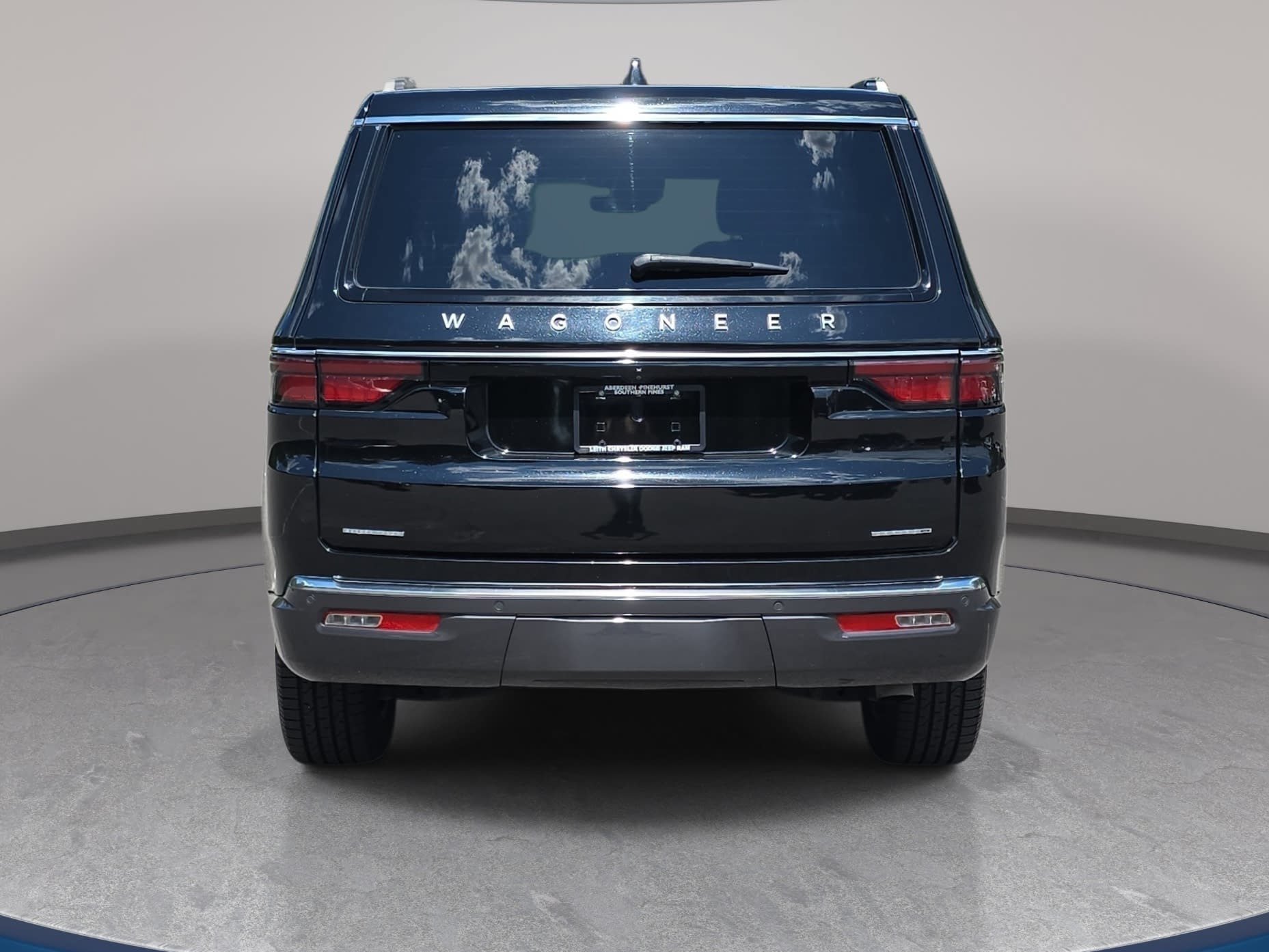 Used 2022 Jeep Wagoneer Series III w/ Flexible Seating Group AWD/4WD image 7