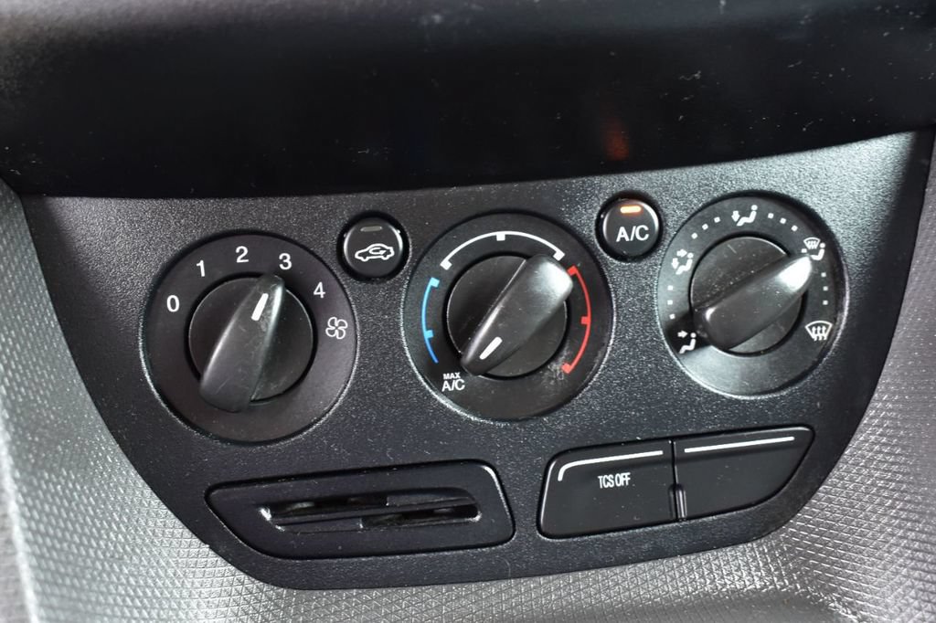 Used 2016 Ford Transit Connect XL FWD image 22