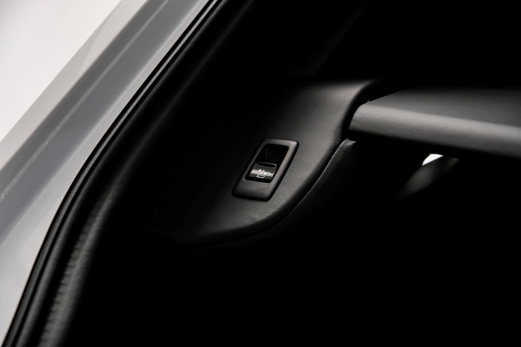 Used 2022 Rolls-Royce Cullinan AWD/4WD image 76