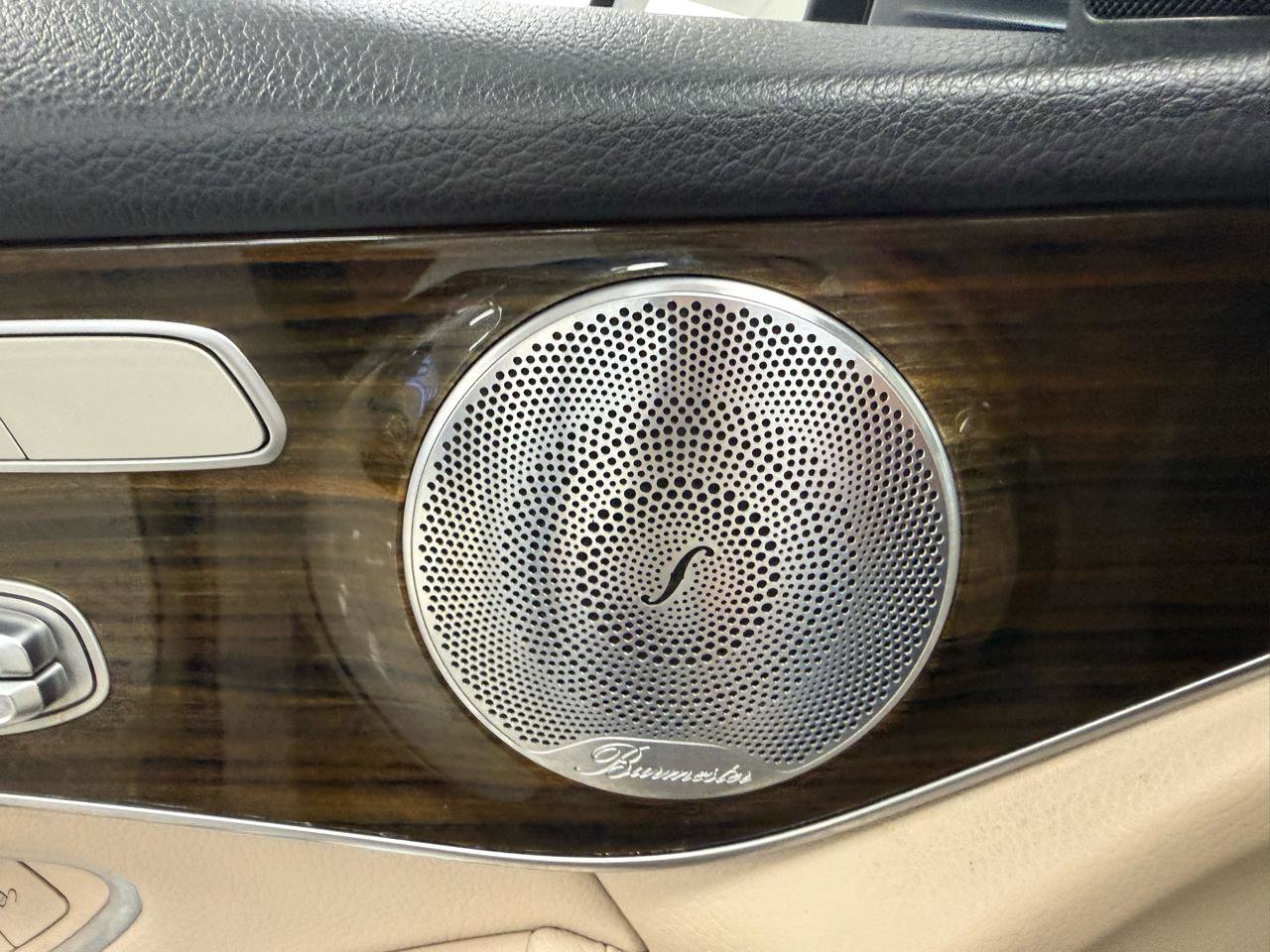 Used 2017 Mercedes-Benz GLC 300 4MATIC image 23