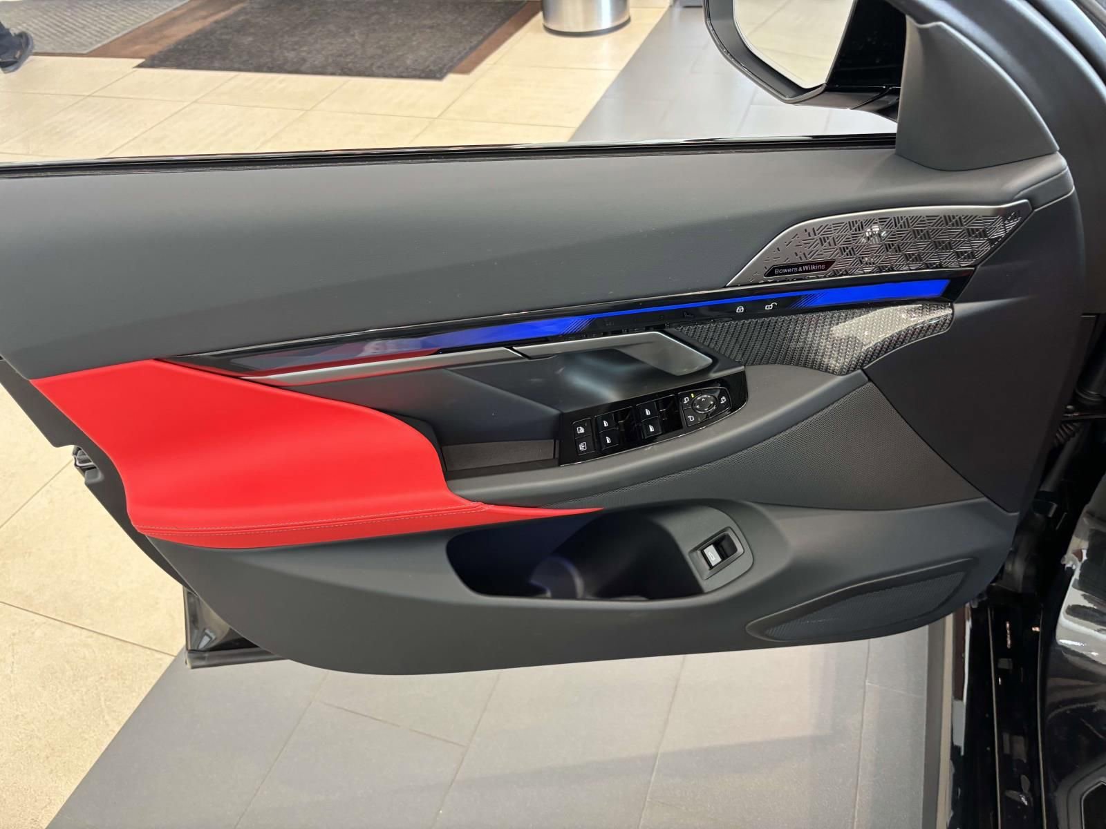 New 2026 BMW M5 w/ Executive Package AWD/4WD image 11