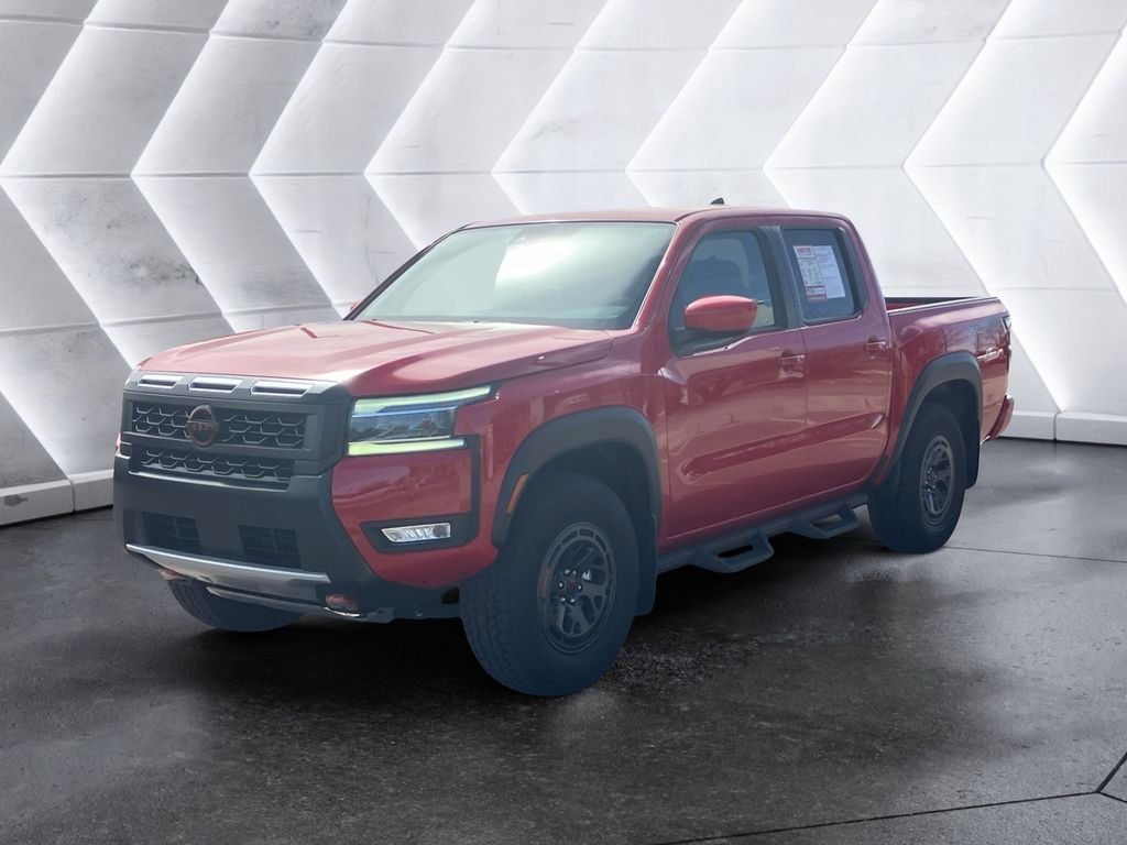 Used 2025 Nissan Frontier PRO-4X AWD/4WD image 3
