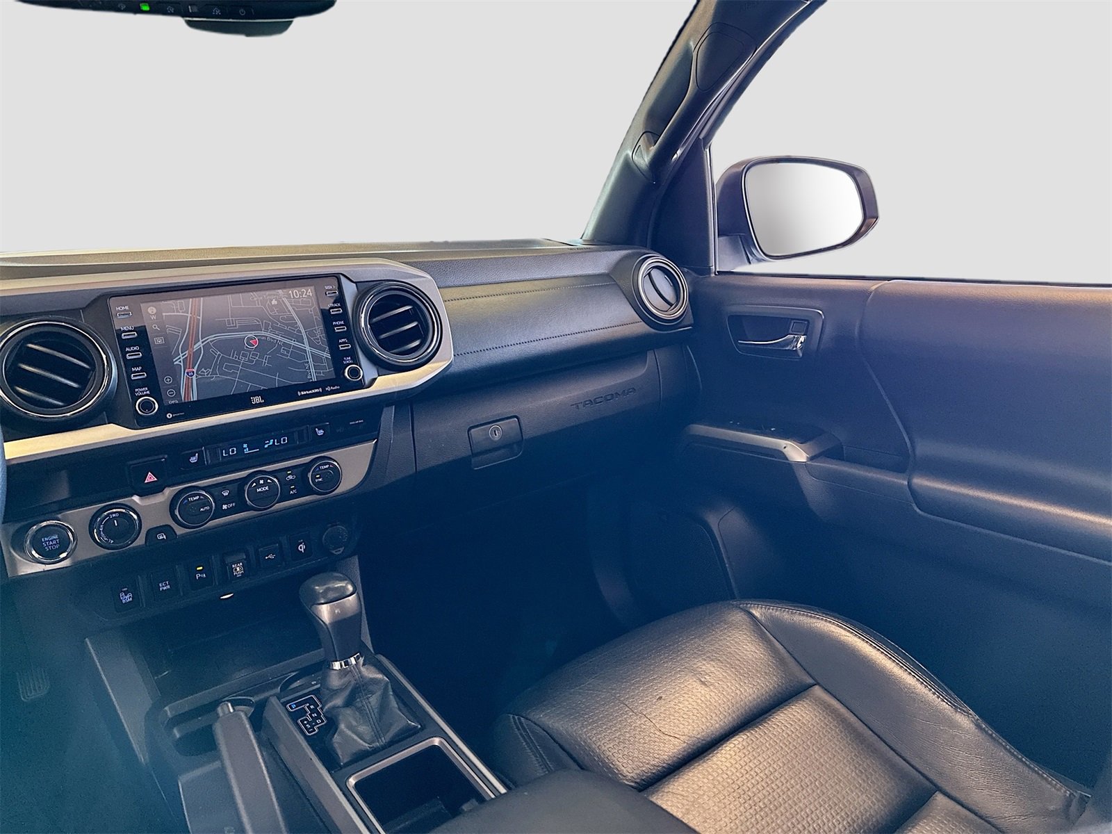 Used 2020 Toyota Tacoma Limited image 25