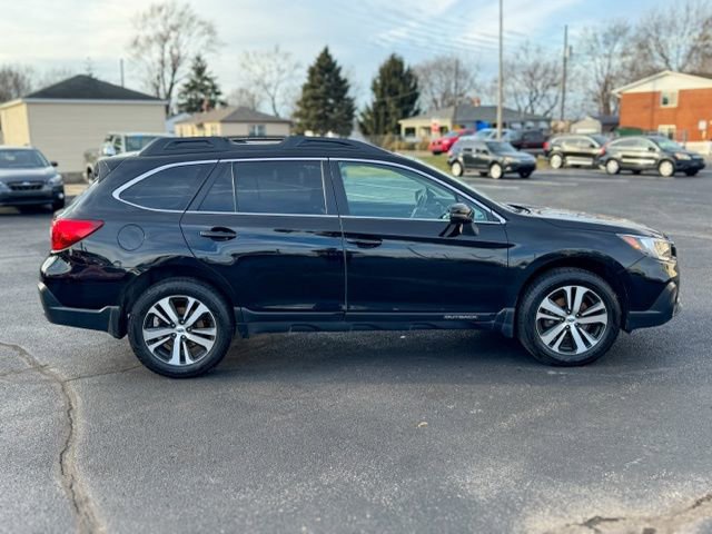 Used 2018 Subaru Outback 2.5i Limited image 9