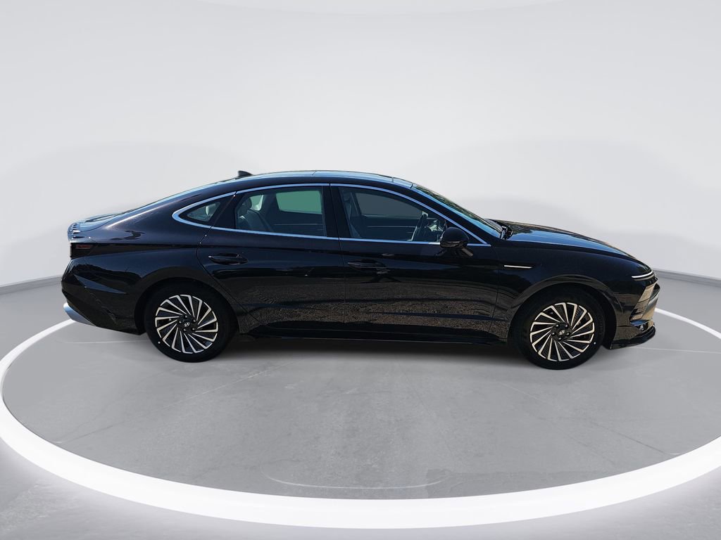 New 2026 Hyundai Sonata SEL FWD image 4