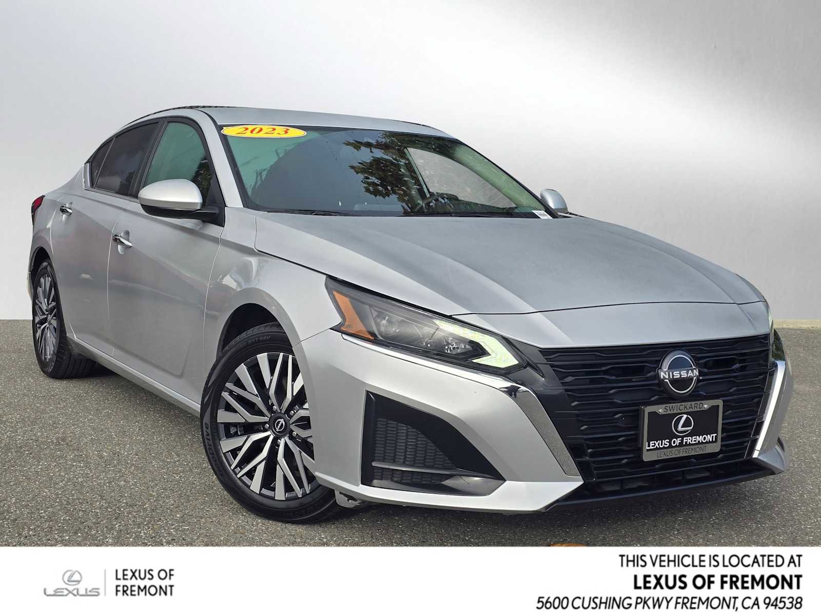 Used 2023 Nissan Altima 2.5 SV