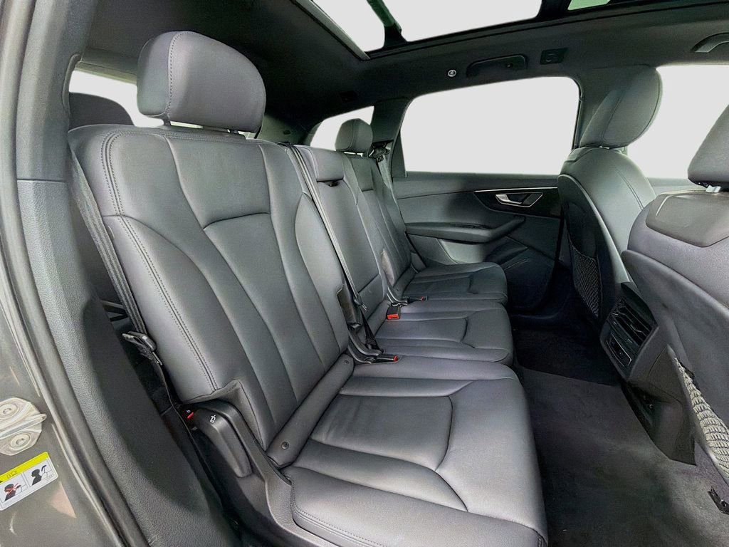 Used 2022 Audi Q7 3.0T Premium w/ Convenience Package image 29