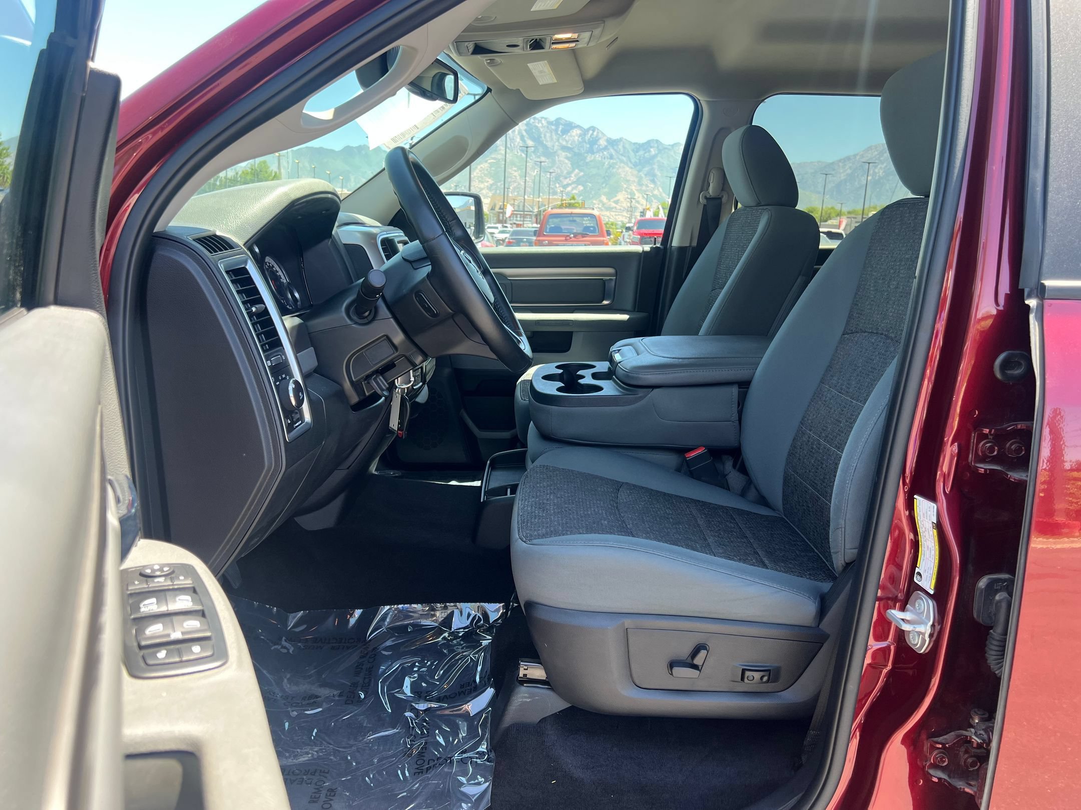 Used 2018 RAM 1500 Big Horn AWD/4WD image 12