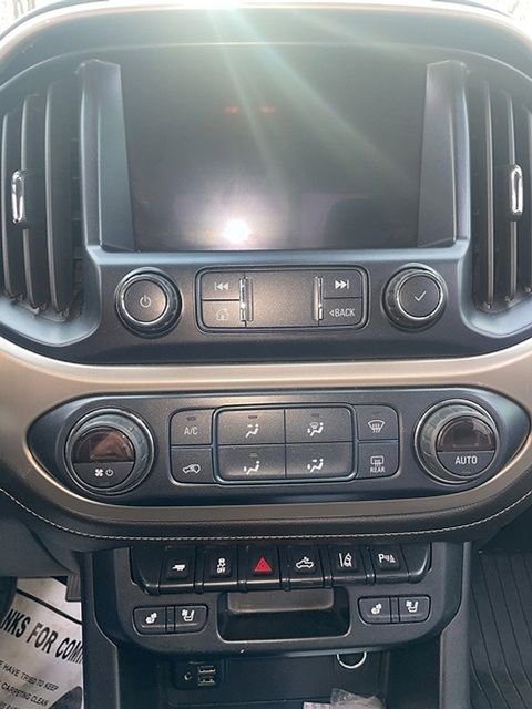 Used 2019 GMC Canyon Denali image 12