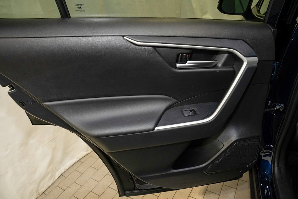 Used 2025 Toyota RAV4 XLE w/ Weather Package image 9
