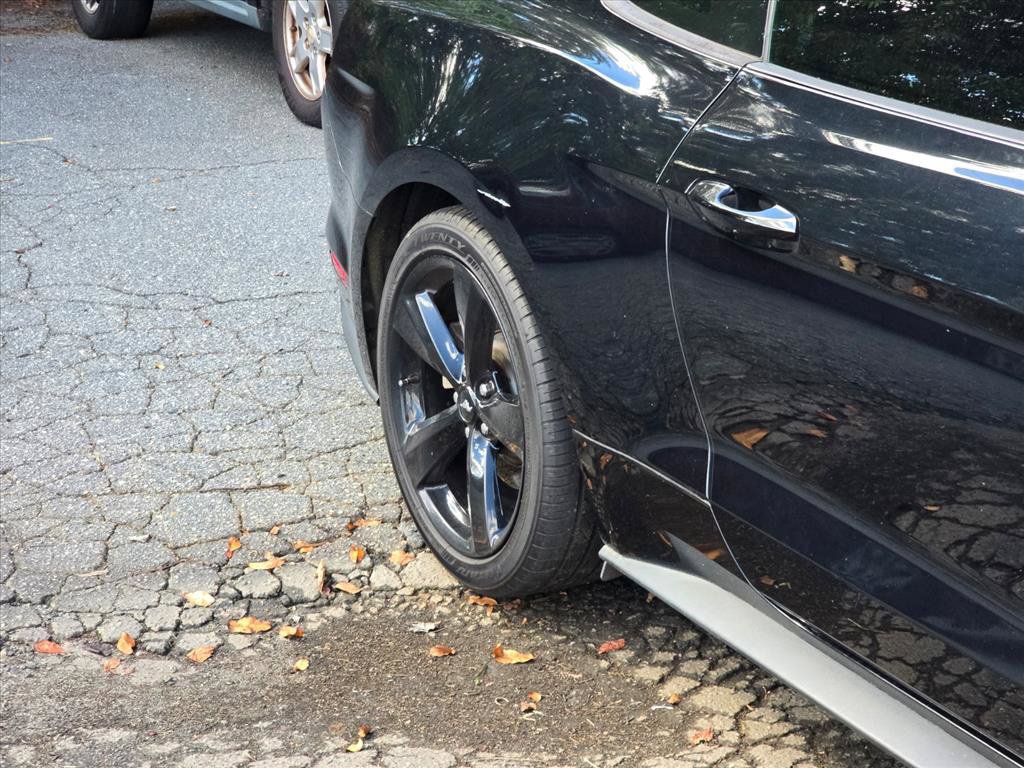 Used 2021 Ford Mustang Coupe w/ Equipment Group 101A RWD image 17