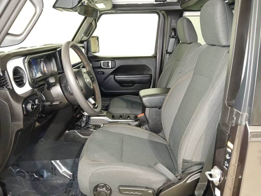 Used 2024 Jeep Wrangler Sport AWD/4WD image 11