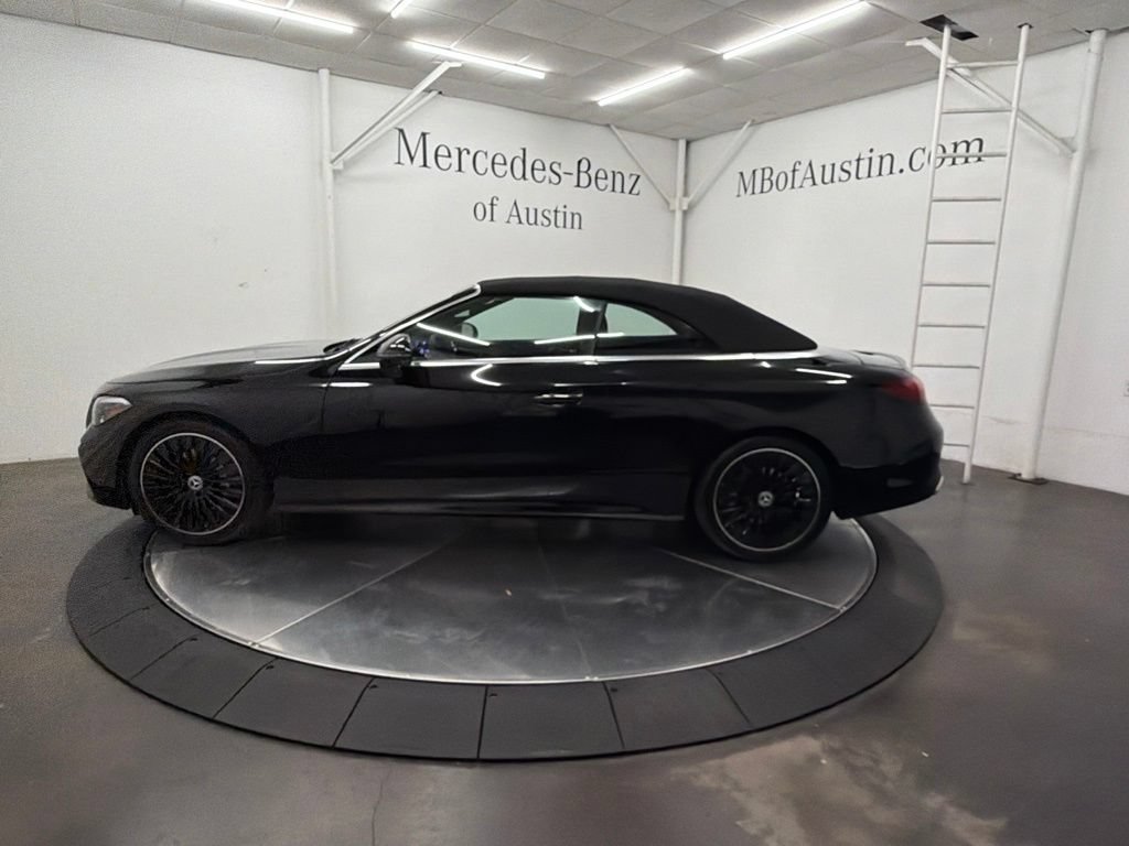 New 2027 Mercedes-Benz CLE 300 4MATIC Cabriolet image 4