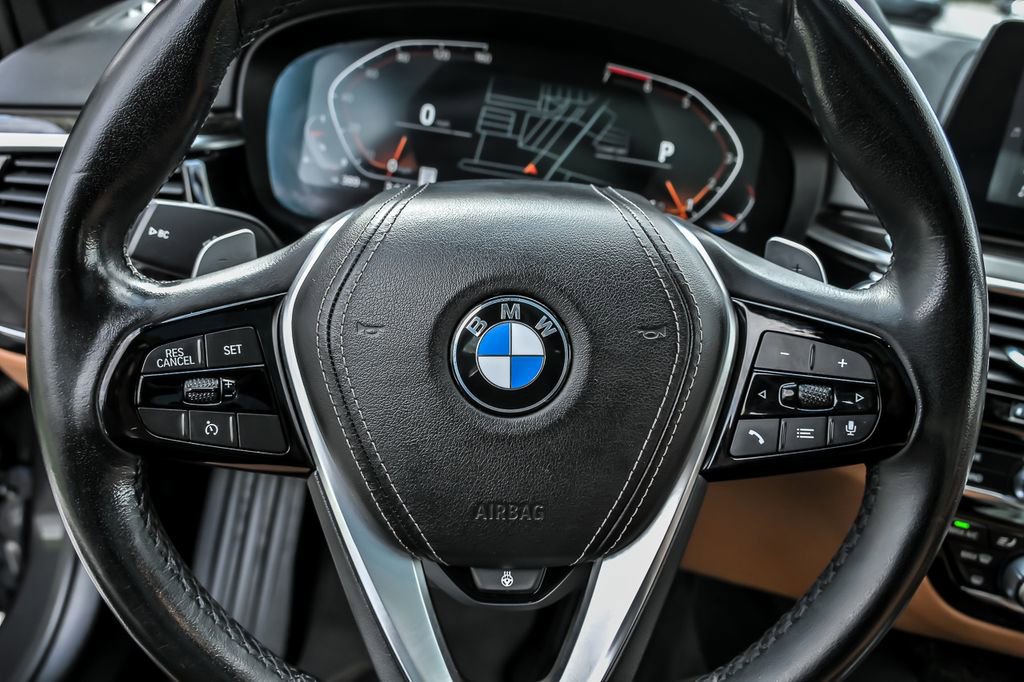 Used 2020 BMW 530i xDrive w/ Convenience Package AWD/4WD image 22